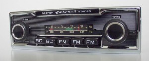 Becker Europa Stereo Exportausf�hrung im Nadelstreifendesign f�r Mercedes Benz